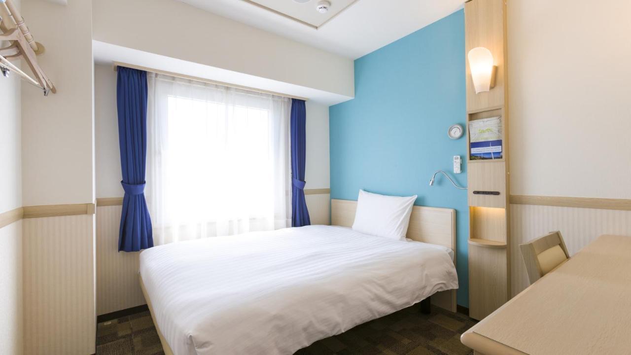 Toyoko Inn Iwakuni Eki Nishi Guchi Exterior foto